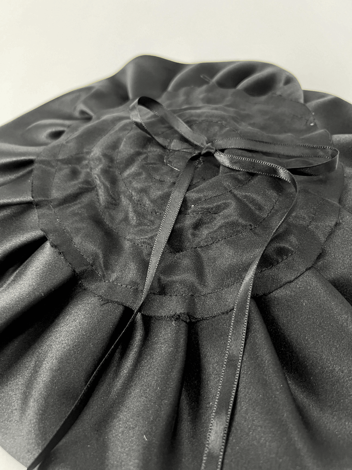 Ceva Camellia Flower Satin Gloves In Black - Image 5
