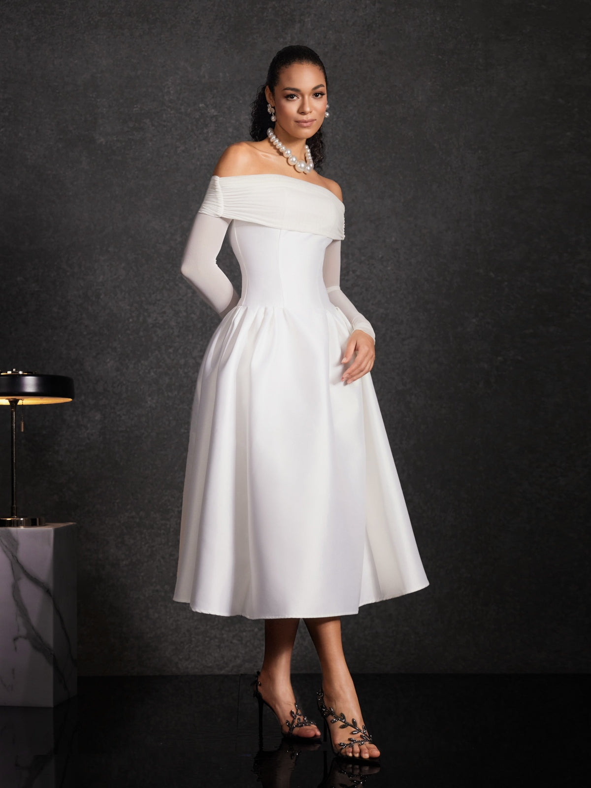 Echodar Off Shoulder Satin Midi Dress - Image 2