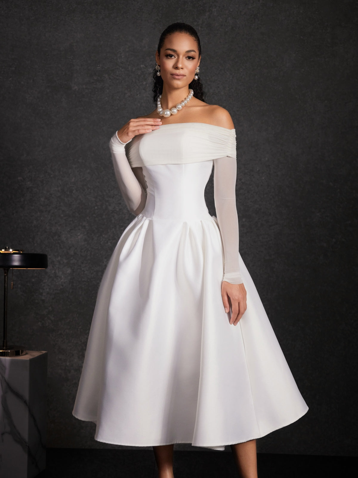Echodar Off Shoulder Satin Midi Dress - Image 3