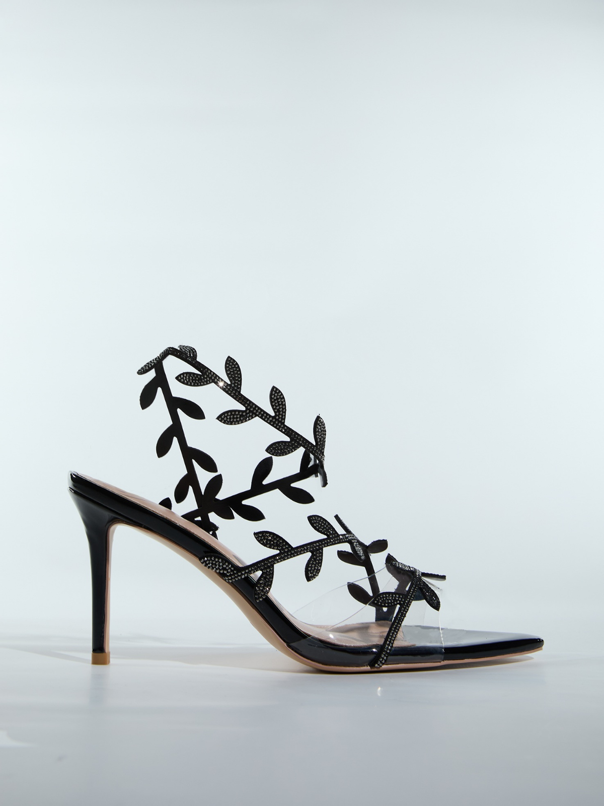 Lorana Leaf Strass-Sandalen in Schwarz - Image 7