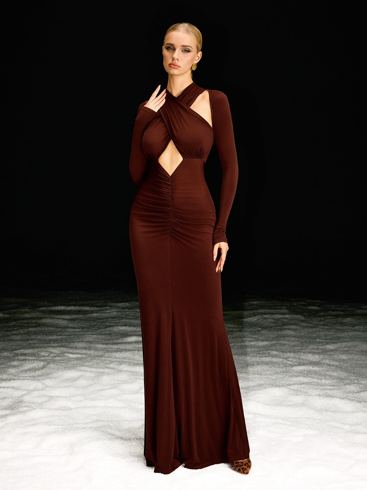 Barossa Long Sleeve Cutout Maxi Dress - Image 4