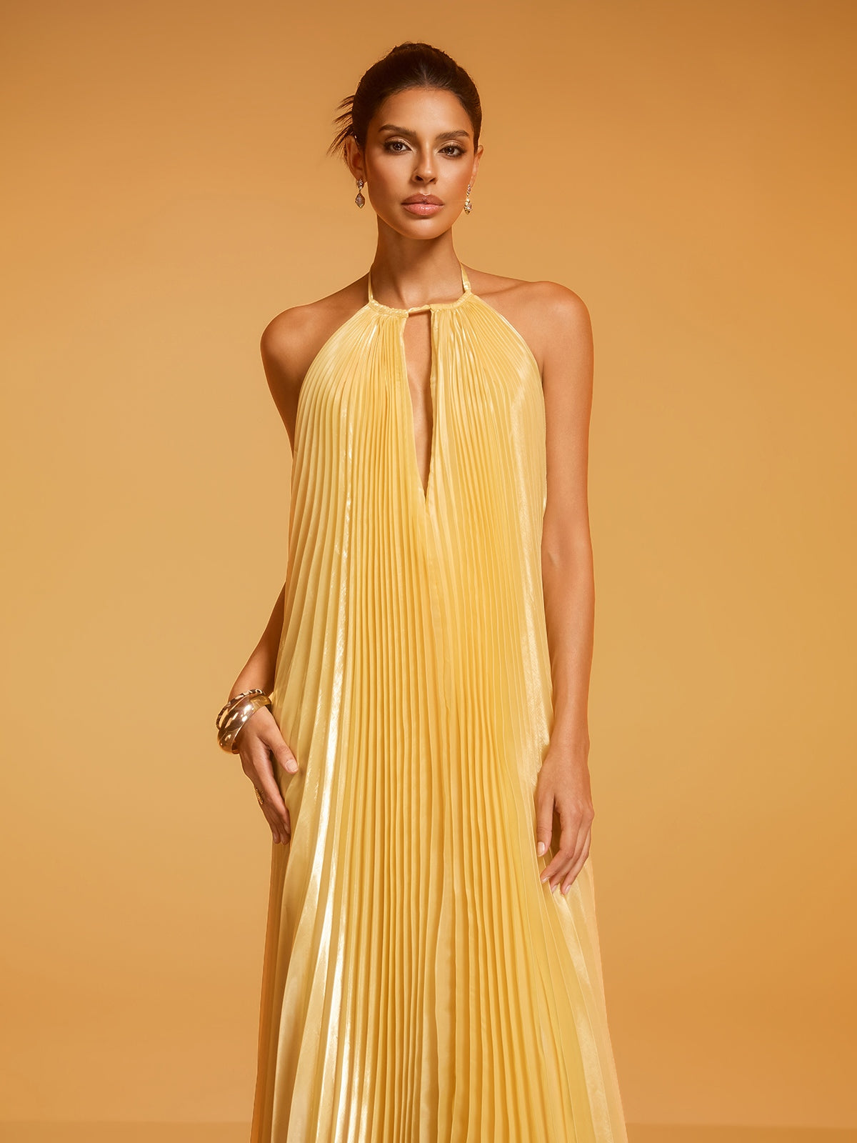 Belvix Backless Pleated Metallic Maxi Dress - Image 3