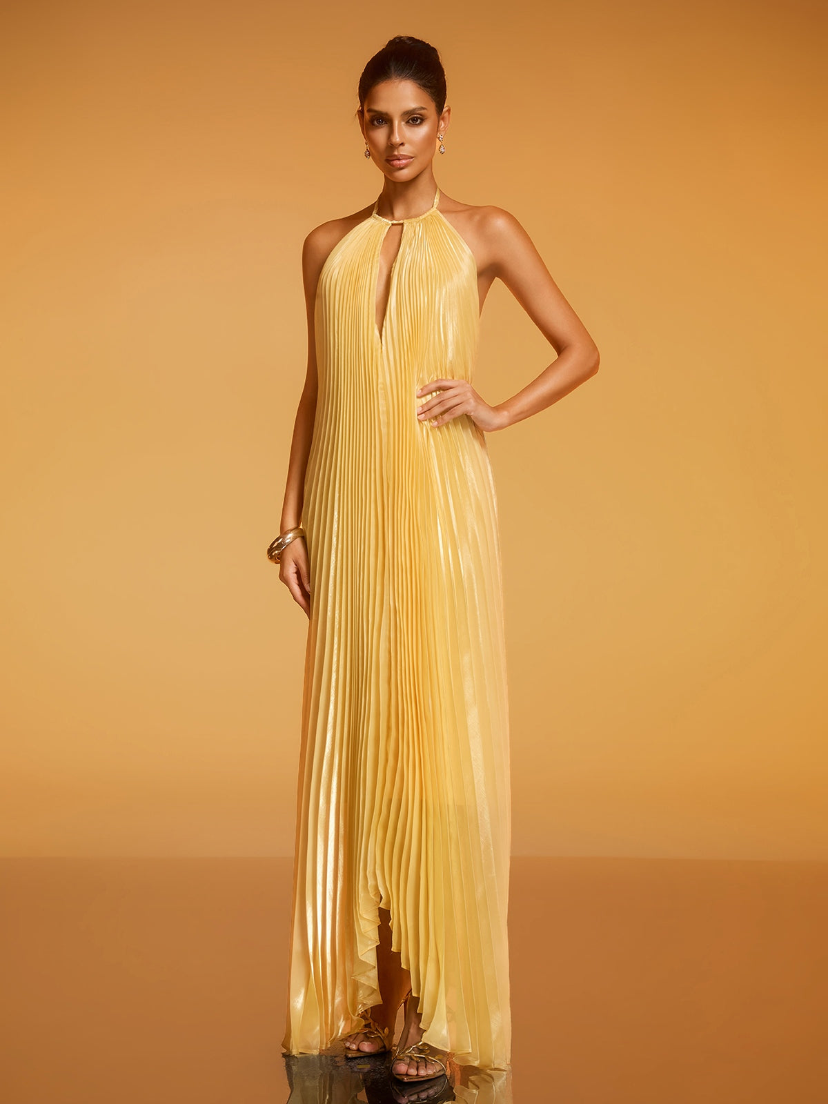 Belvix Backless Pleated Metallic Maxi Dress - Image 4