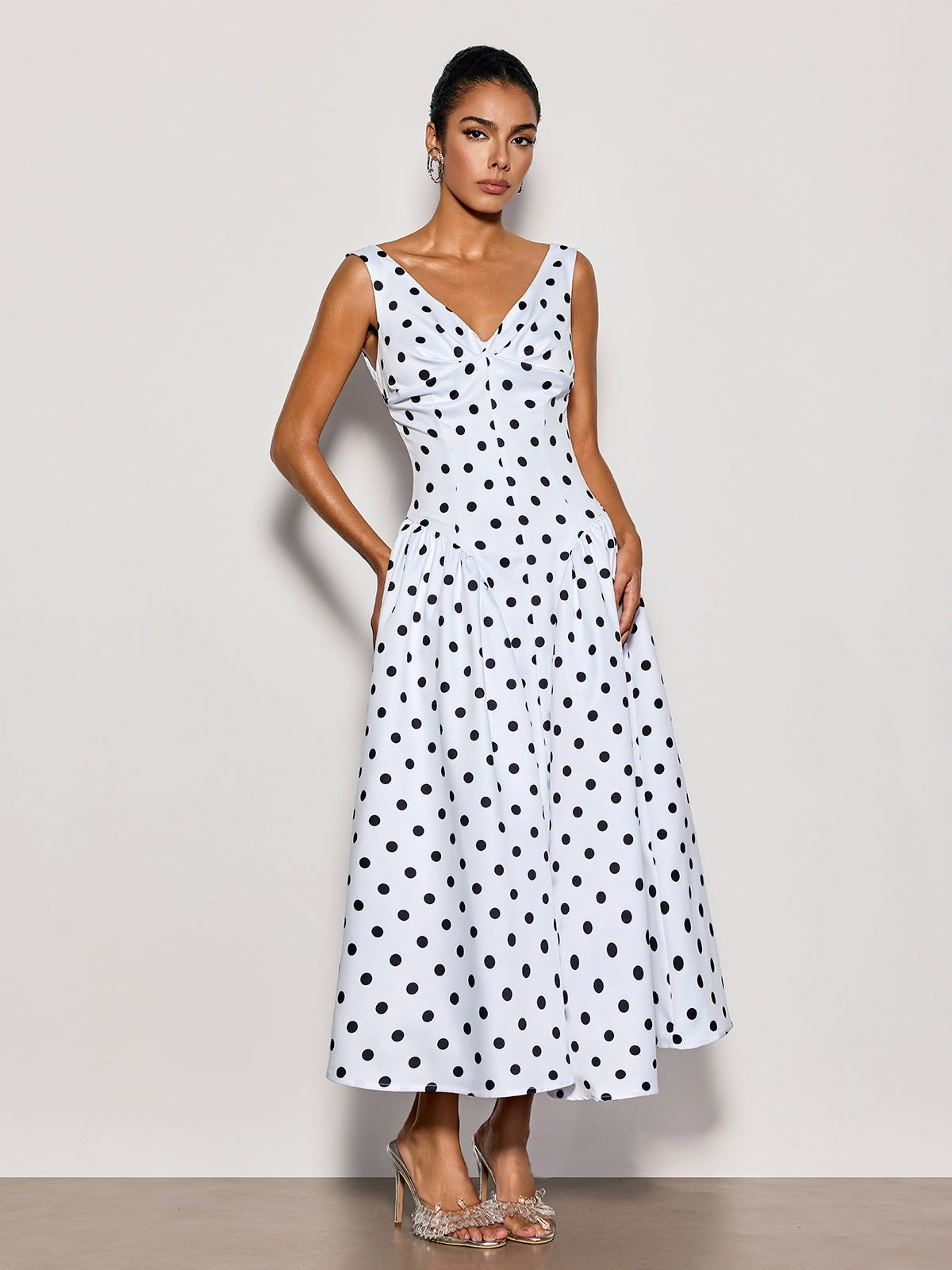 Cybil Sleeveless Dot Midi Dress - Image 2
