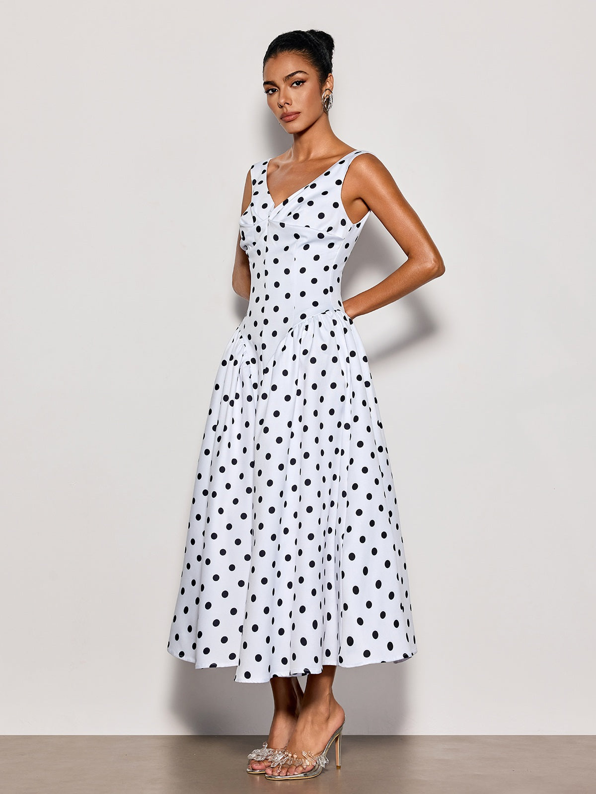 Cybil Sleeveless Dot Midi Dress - Image 3
