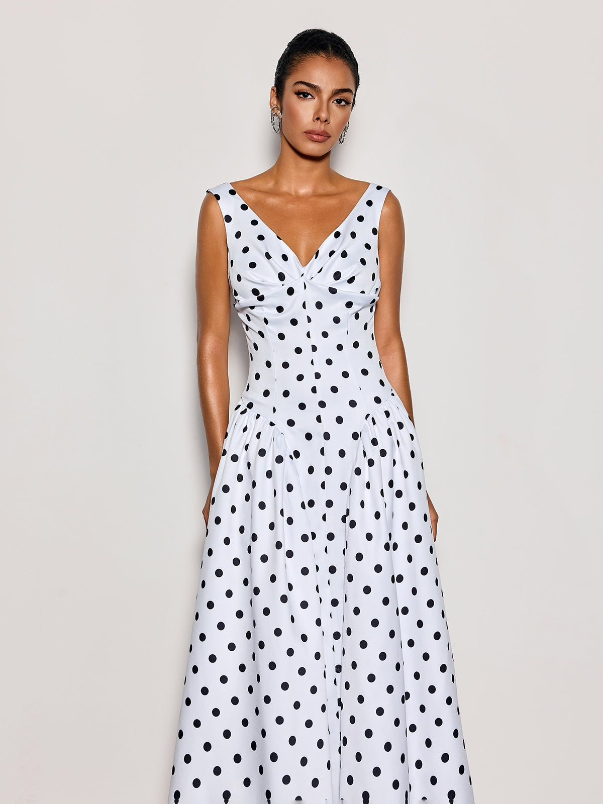 Cybil Sleeveless Dot Midi Dress - Image 5