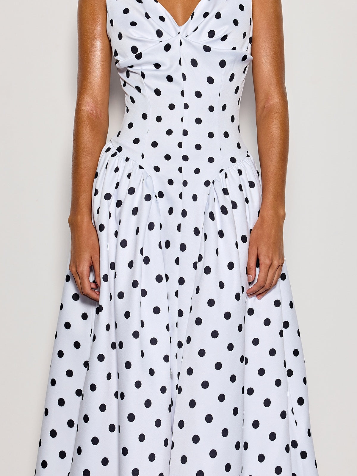 Cybil Sleeveless Dot Midi Dress - Image 7