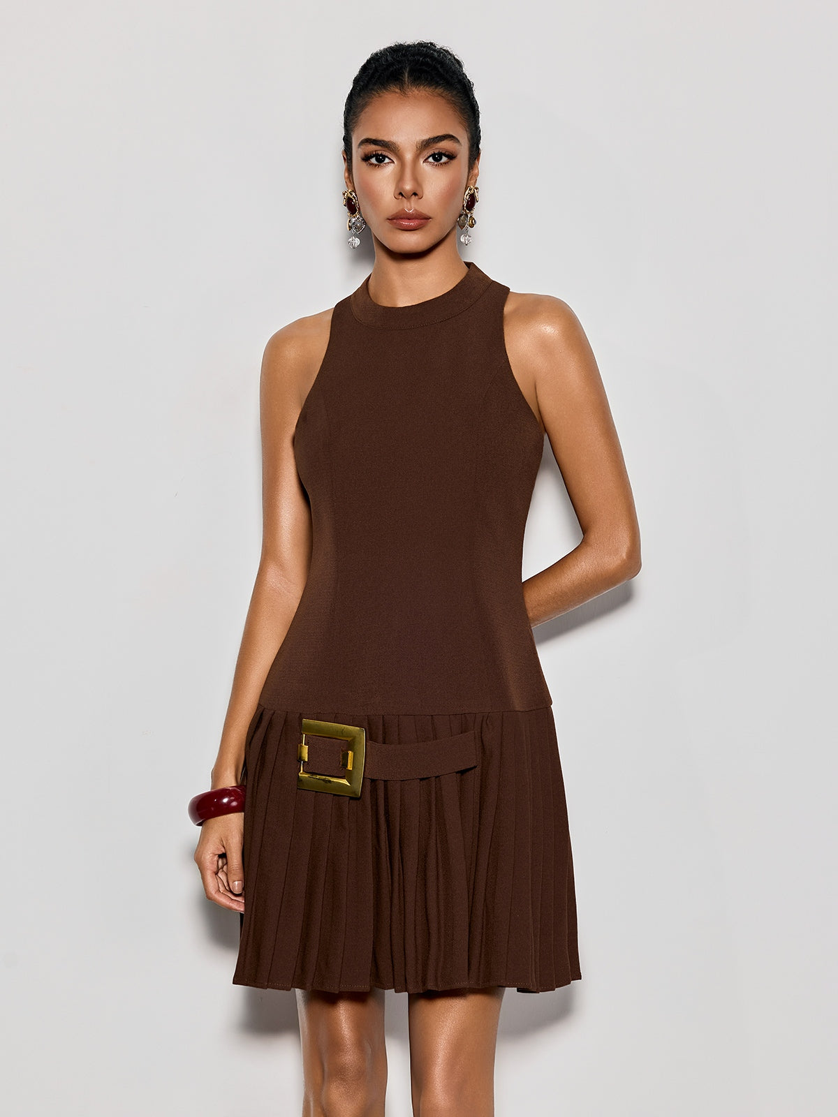 Havqor Sleeveless Pleated Mini Dress In Coffee - Image 4