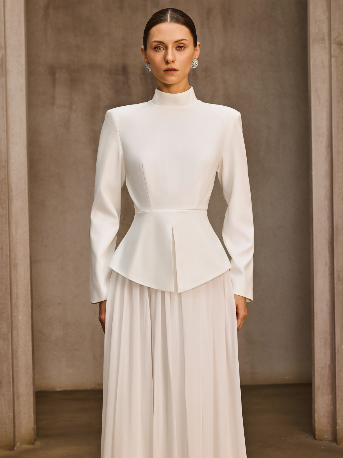 Ilvarn Long Sleeve Pleated Maxi Dress - Image 5