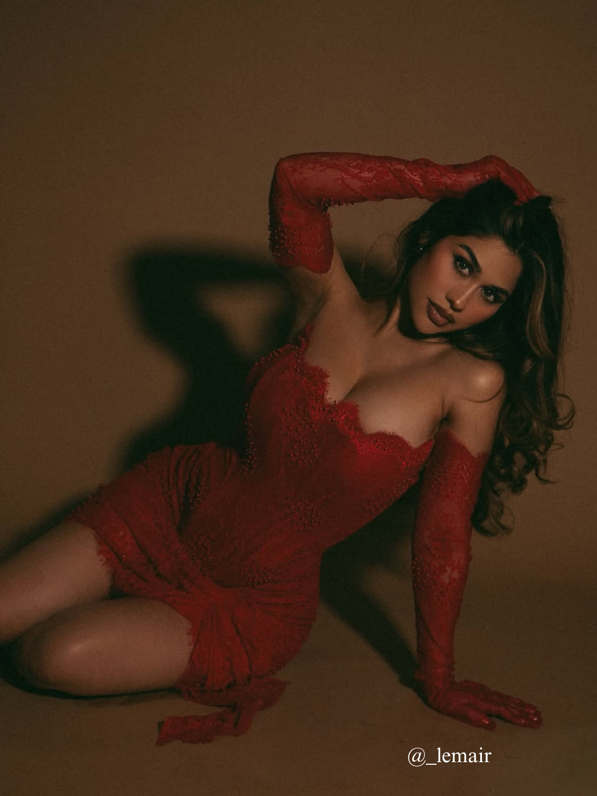 Pora Strapless Ruched Lace Dress With Gloves In Red - Image 3