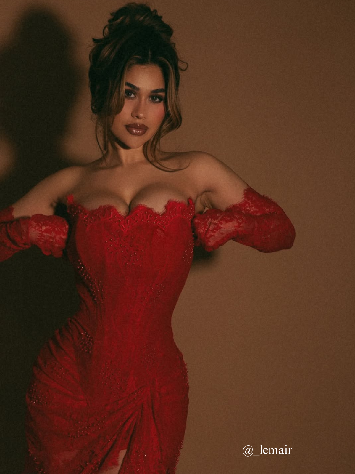 Pora Strapless Ruched Lace Dress With Gloves In Red - Image 5