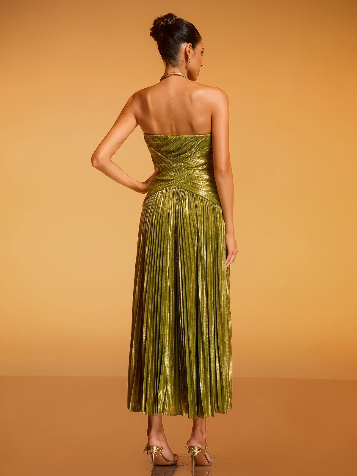 Quvory Strapless Split Pleated Maxi Dress - Image 6