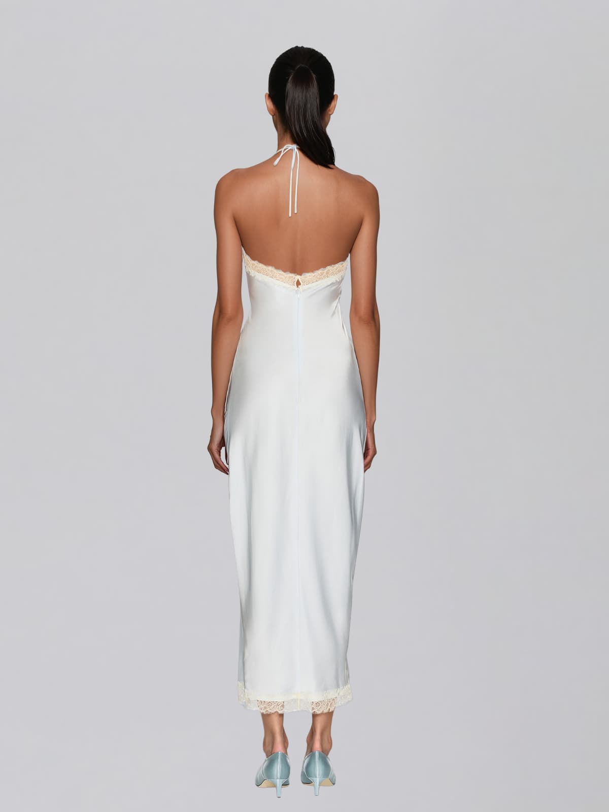 Ryndral Halterneck Lace Ruched Maxi Dress - Image 3