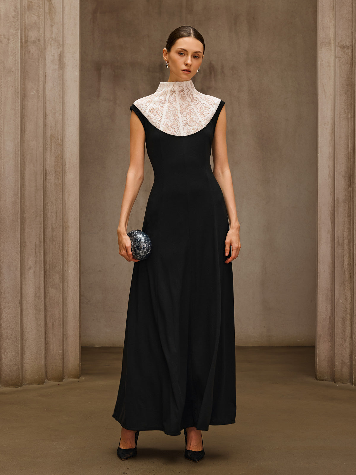 Sevionyx High Neck Lace Maxi Dress - Image 3
