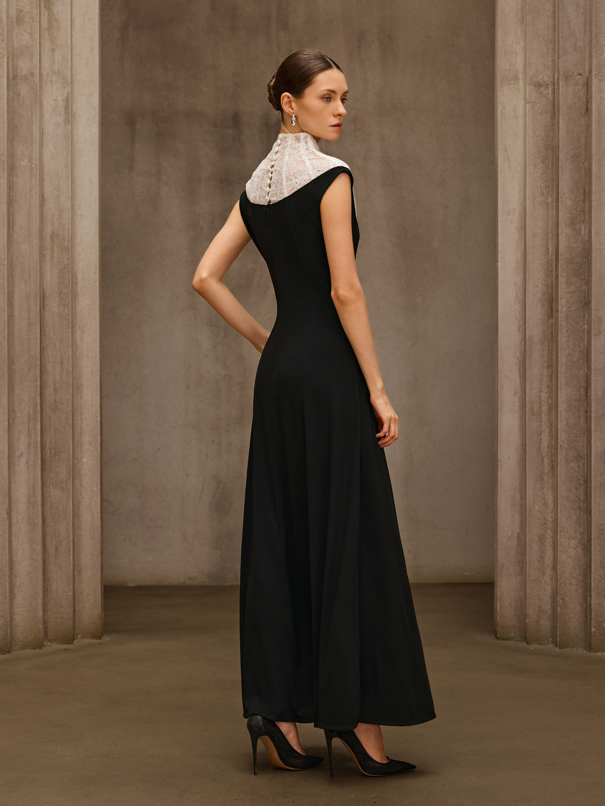 Sevionyx High Neck Lace Maxi Dress - Image 6