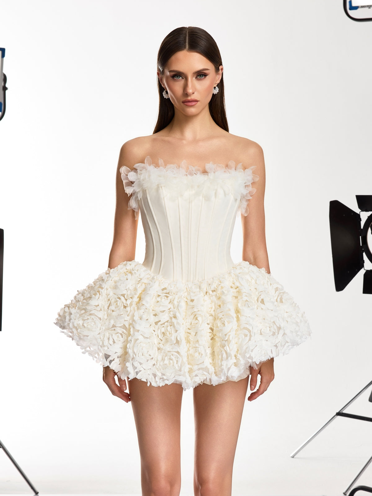Ulthar Strapless Flower Mini Dress In Apricot