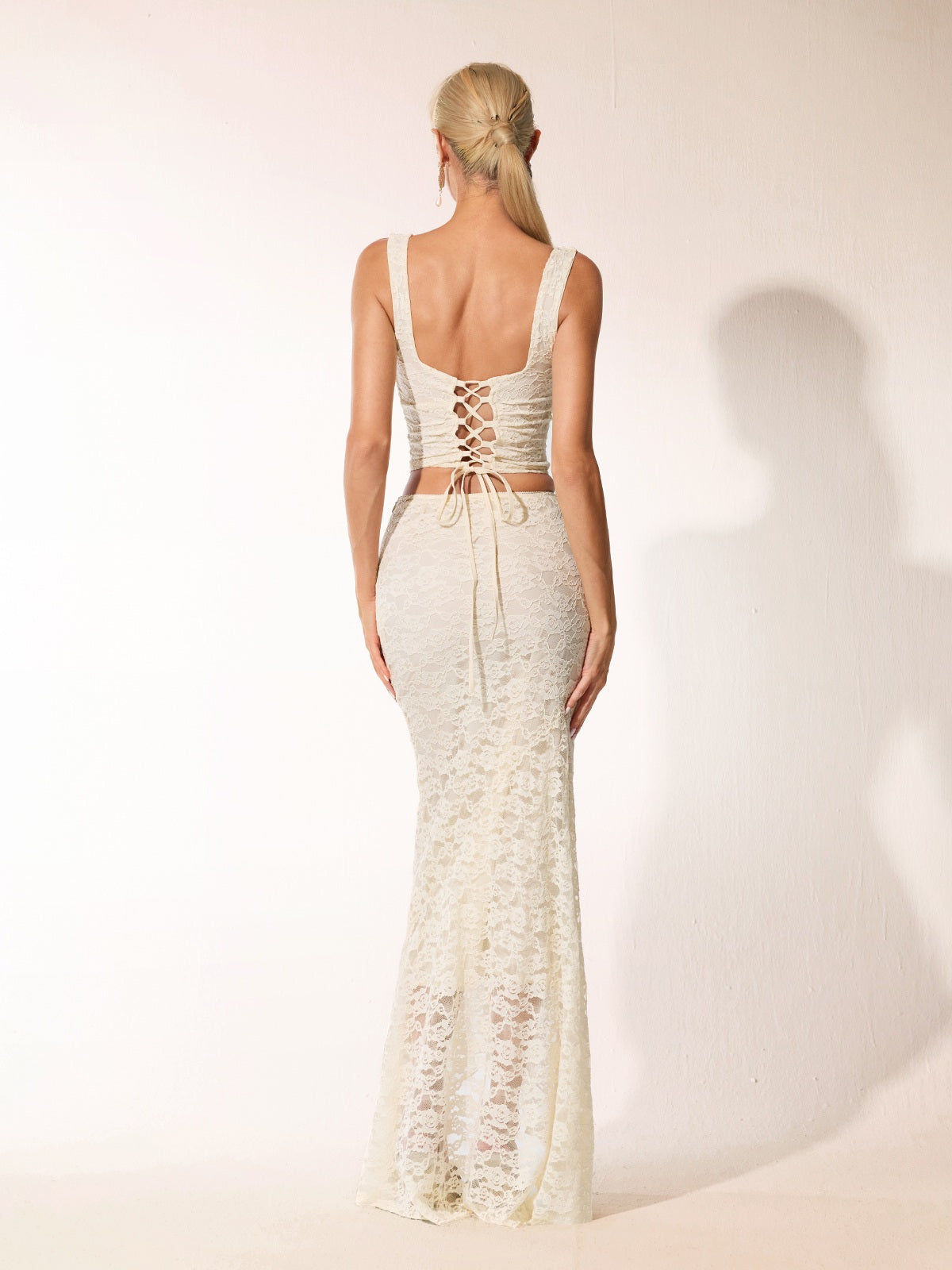 Vaxelyx Sleeveless Lace Skirt Set - Image 6